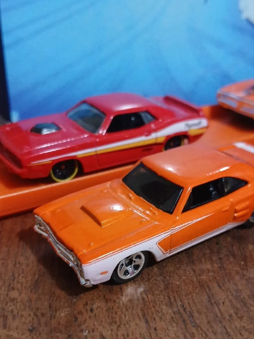 Mopar Muscle Hot Wheels Assortment  Die-Cast Toy Cars - Pack of 5. Loose But New